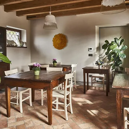 فندق مبيت وإفطار Corte Degli Ostinati Variano